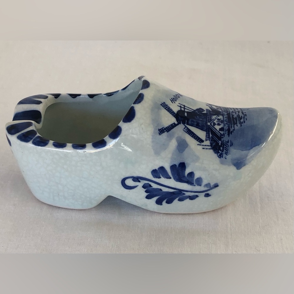 Vintage Delft Blue Holland Dutch Clog Shoe Ashtray Hand Painted Ceramic